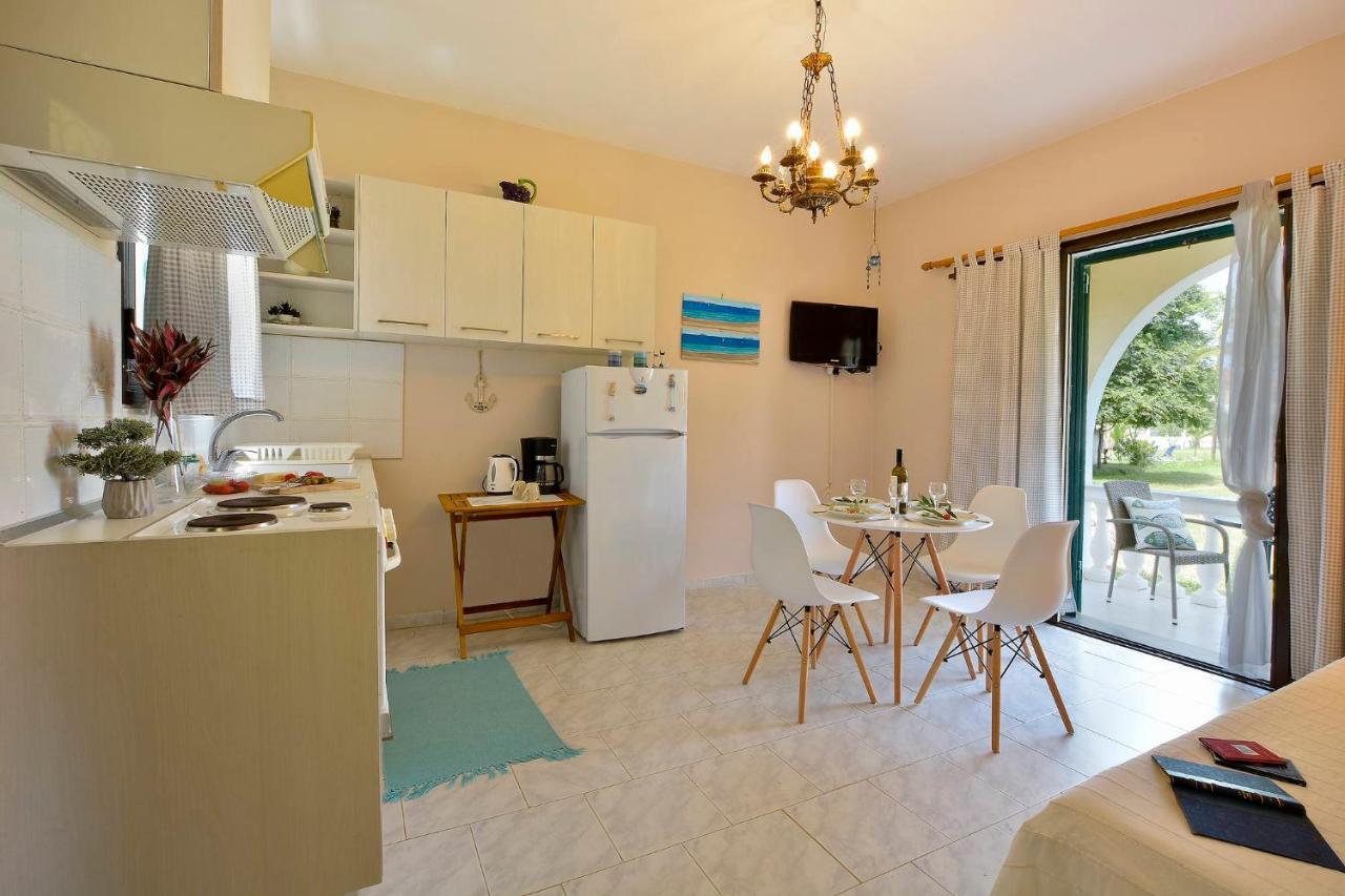 Ariadni Sidari Beach House מראה חיצוני תמונה