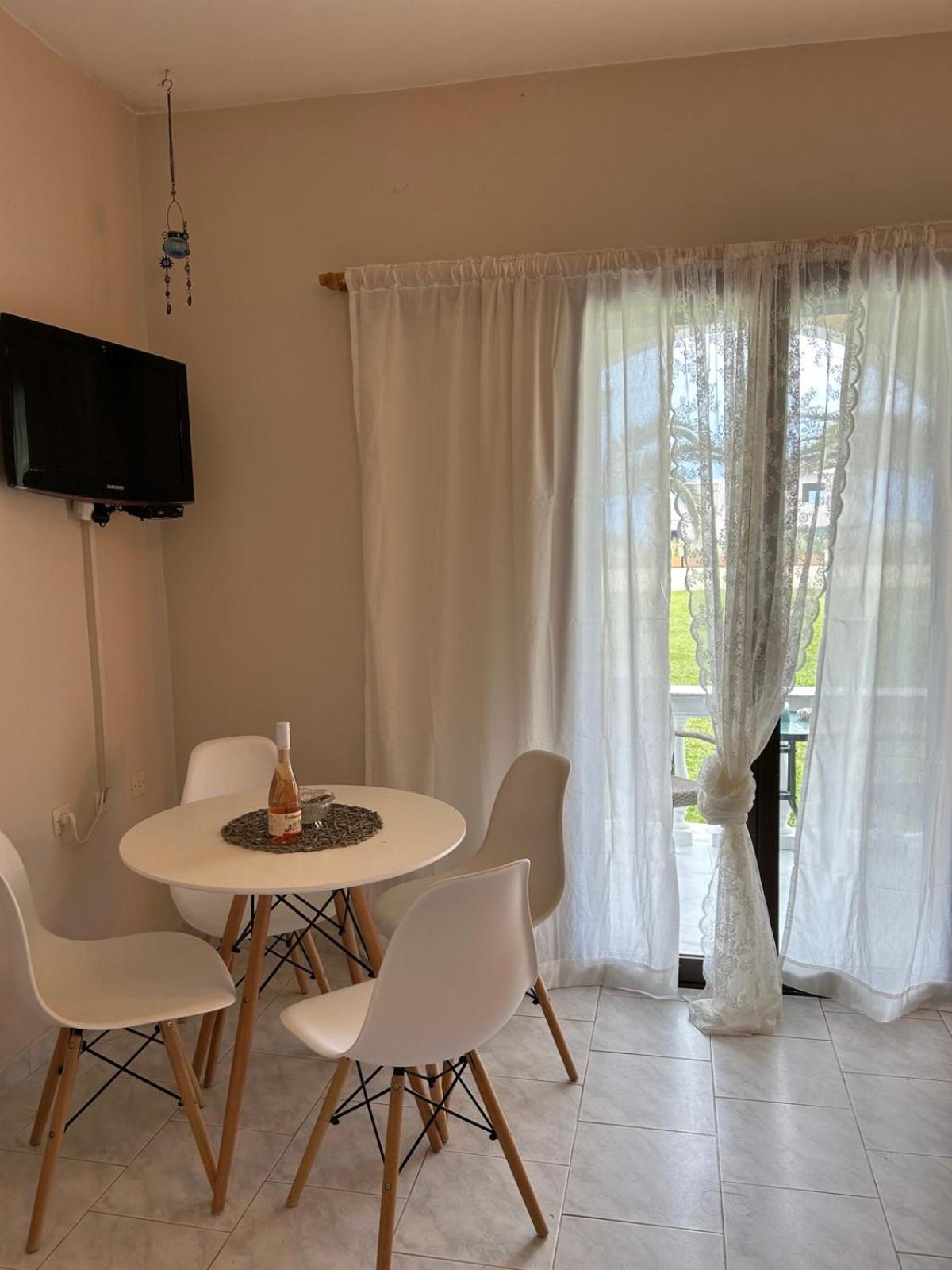 Ariadni Sidari Beach House מראה חיצוני תמונה